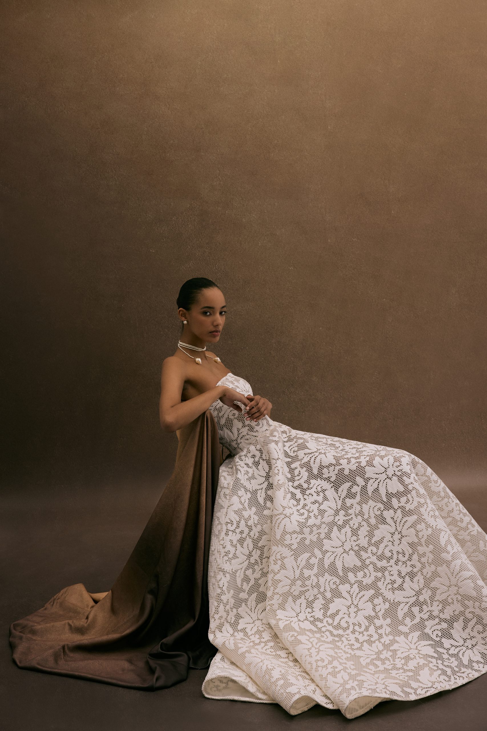 Lina Claus for Zuleyha Kuru news photo