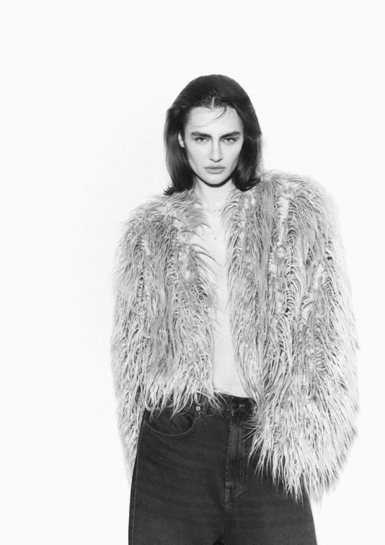 Victoria Vedi book photo