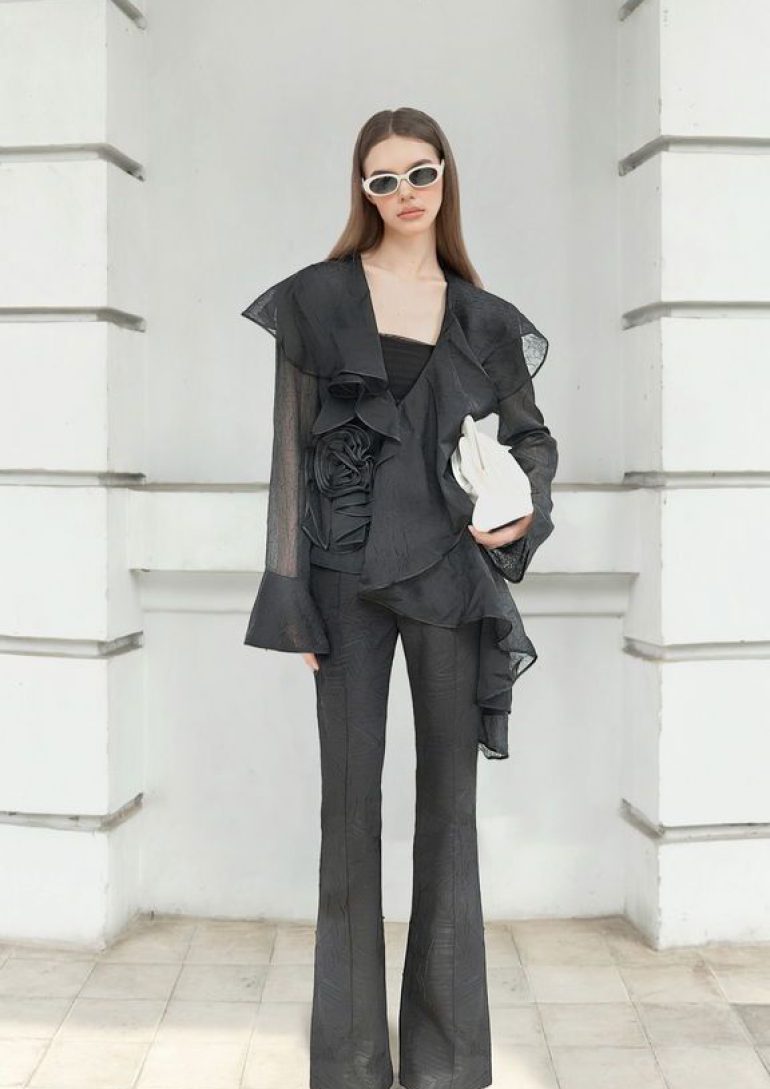 Eva Khotsinska book photo