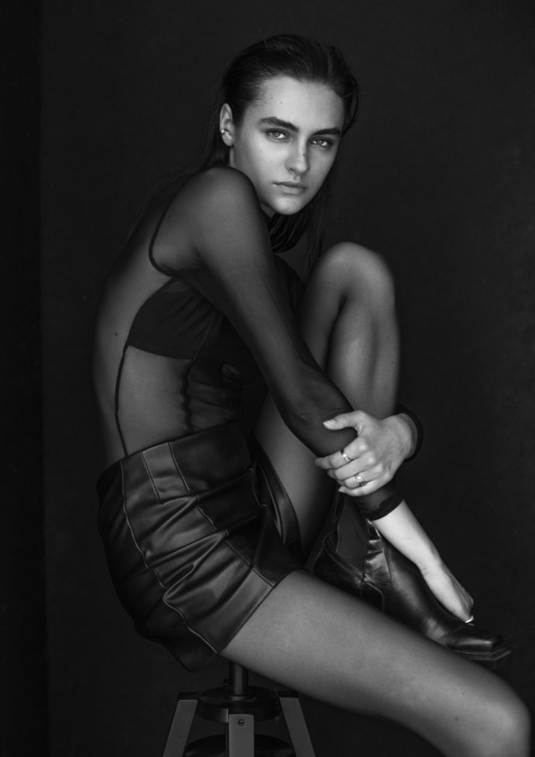 Victoria Vedi book photo