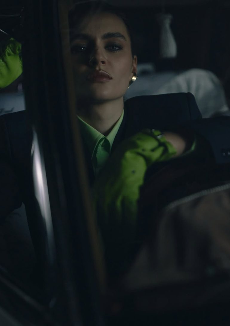 Victoria Vedi book photo