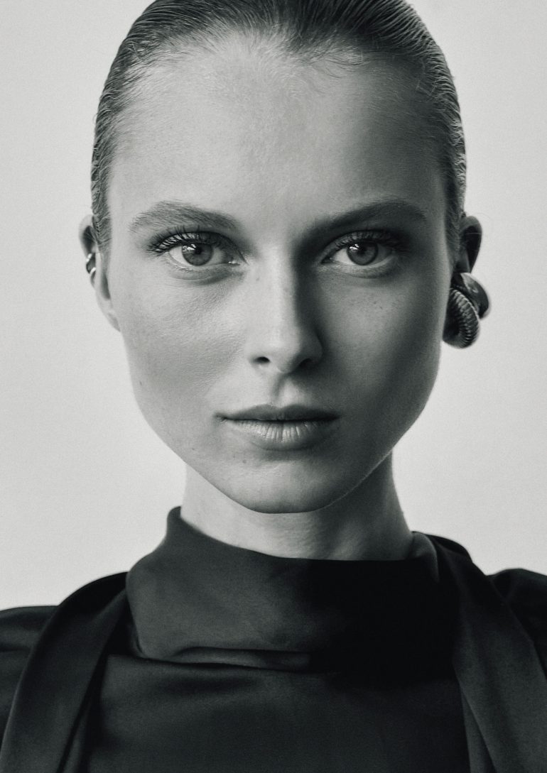 Elina Nikitina book photo