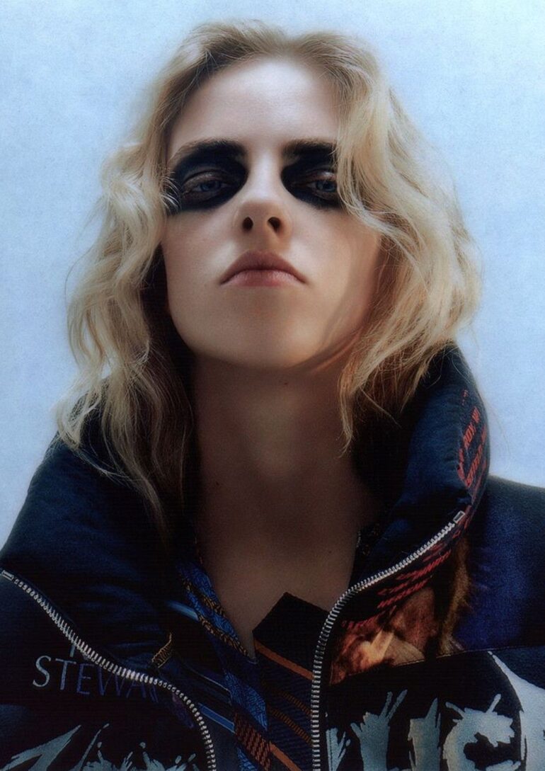 Xara Giulia book photo