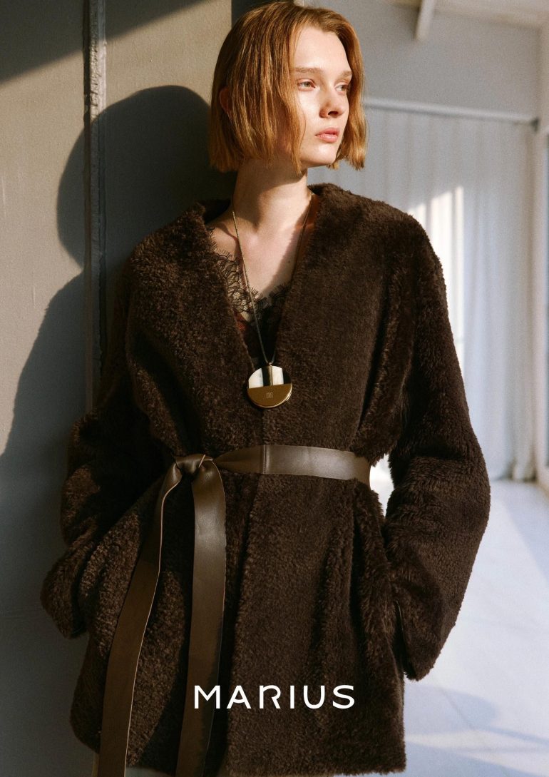 Dina Vasileva book photo