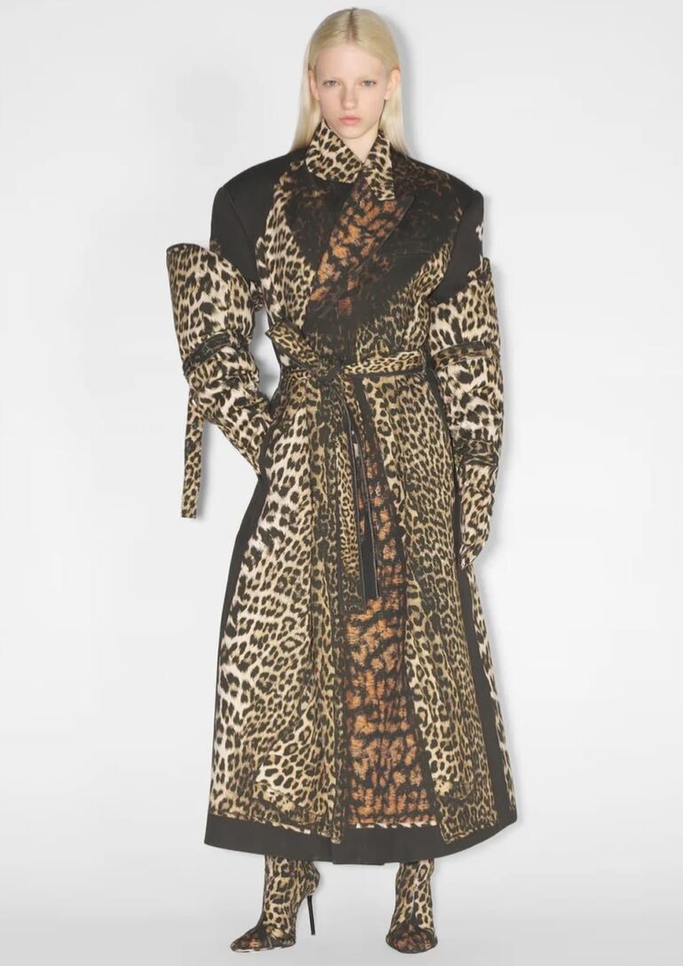 Xara Giulia book photo