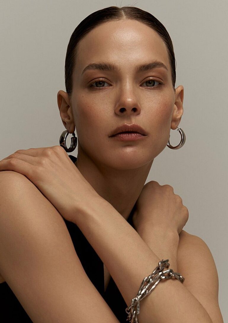 Maya Ovdak