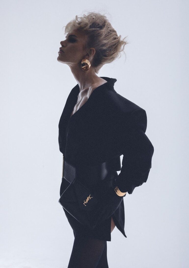 Daphne Maas book photo
