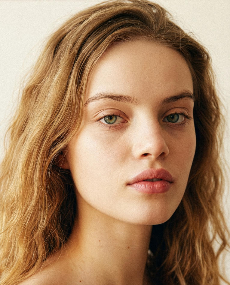 Ema Machacova profile