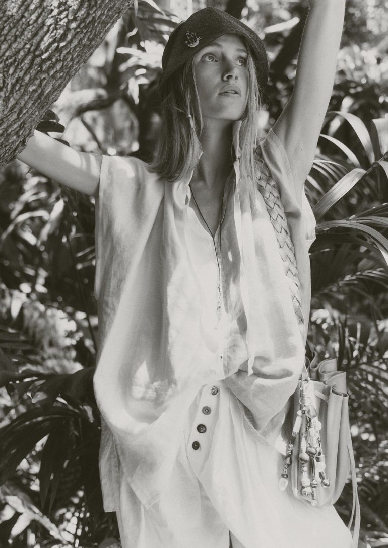 Poppy Jet Oliver book photo