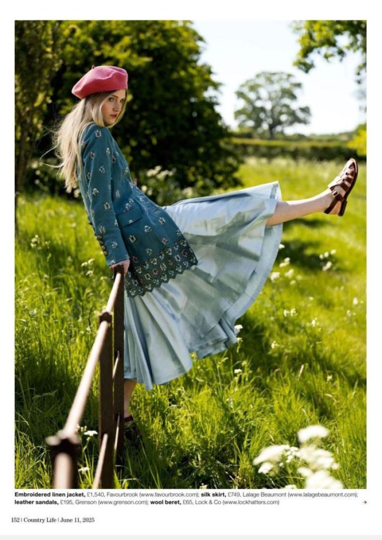 Poppy Jet Oliver book photo
