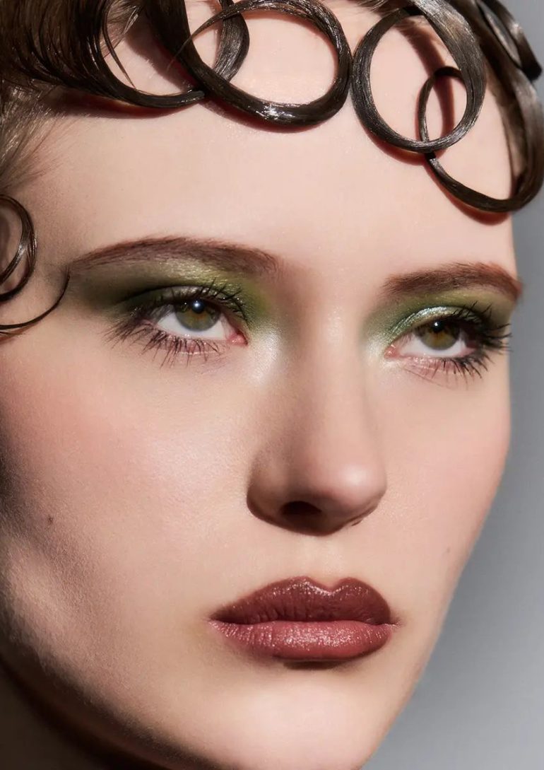 Quinn Kucińska book photo