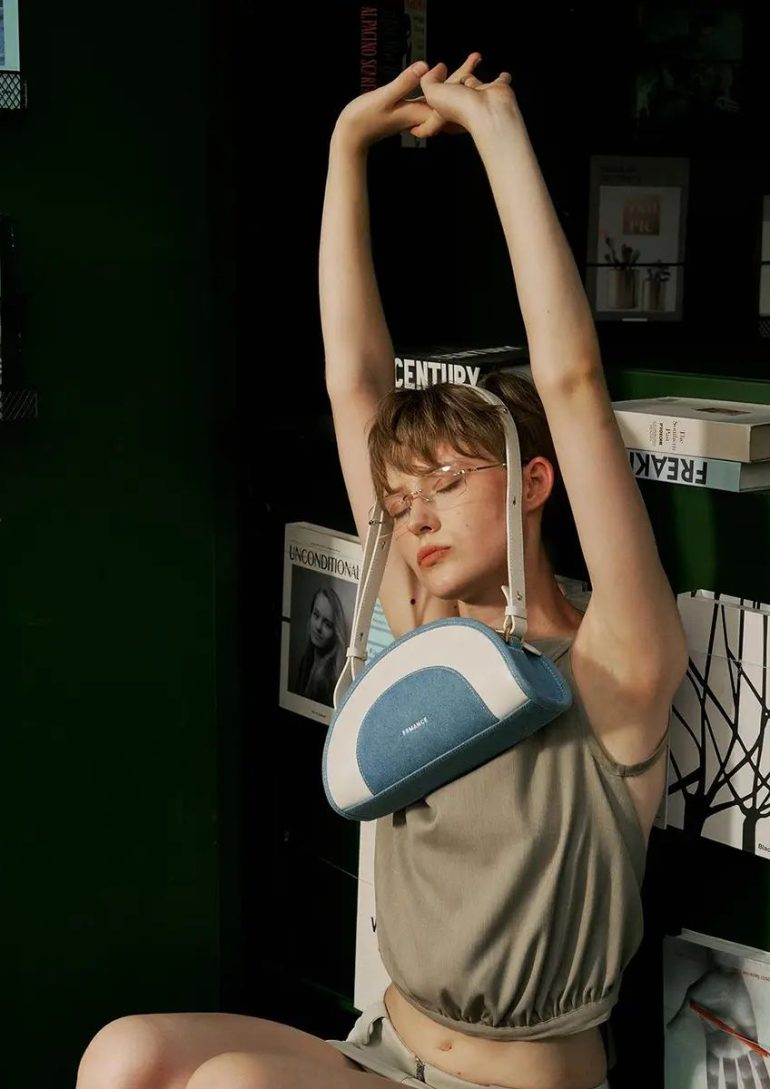 Quinn Kucińska book photo