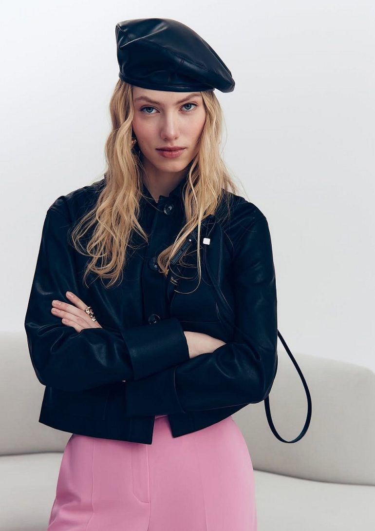 Olya Struchkova book photo