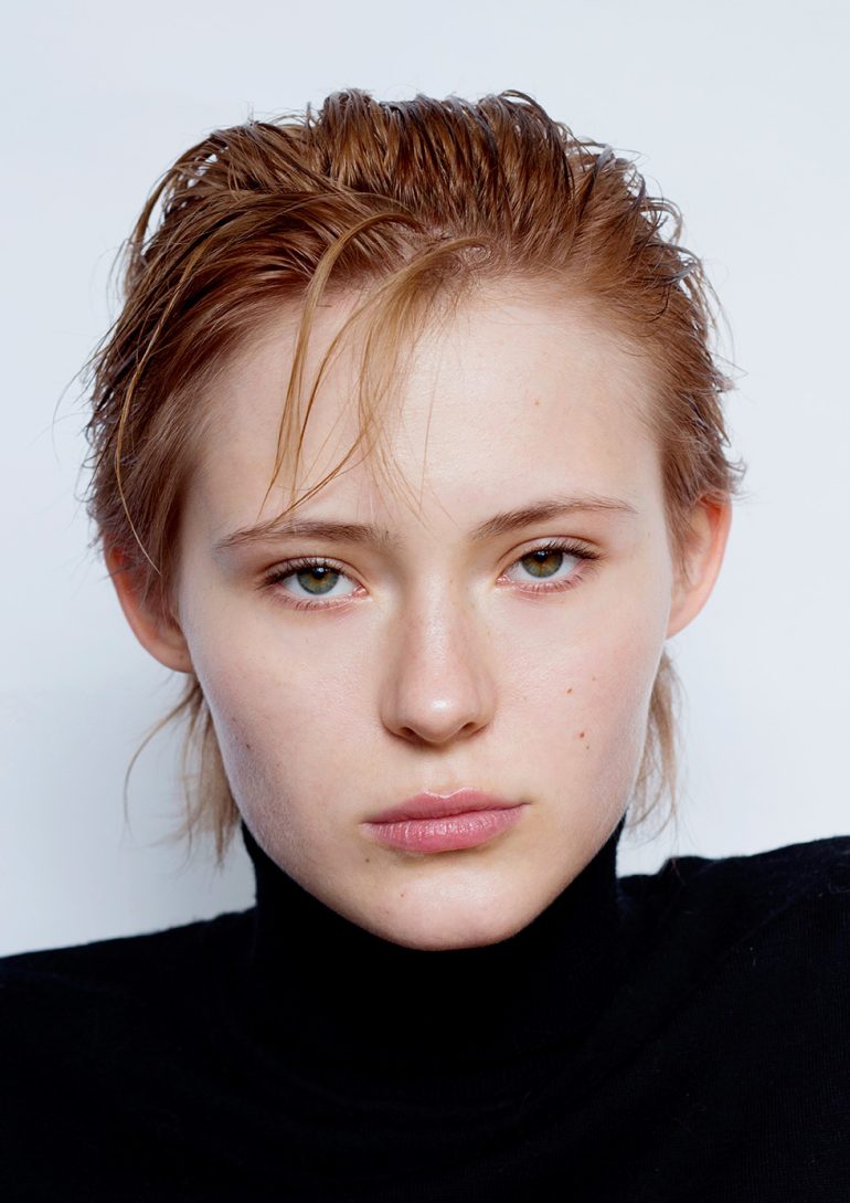 Quinn Kucińska book photo