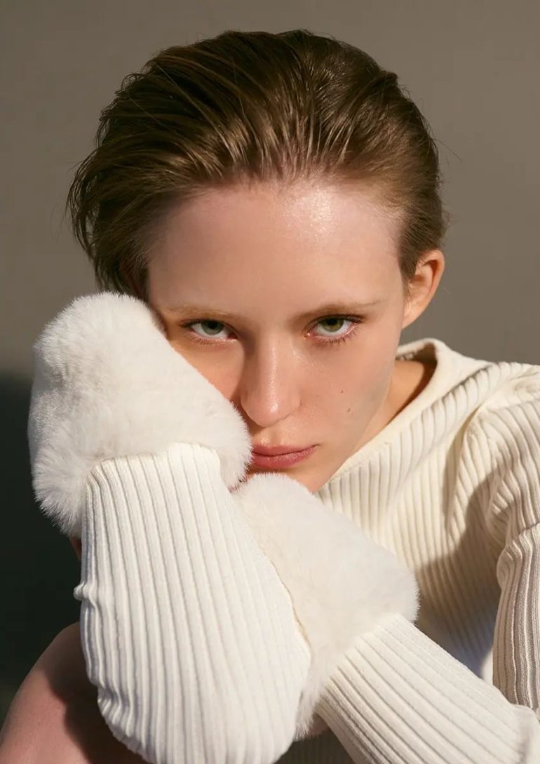 Quinn Kucińska book photo