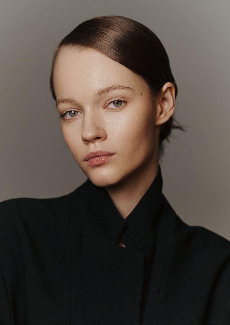 Sasha Iashkova book photo