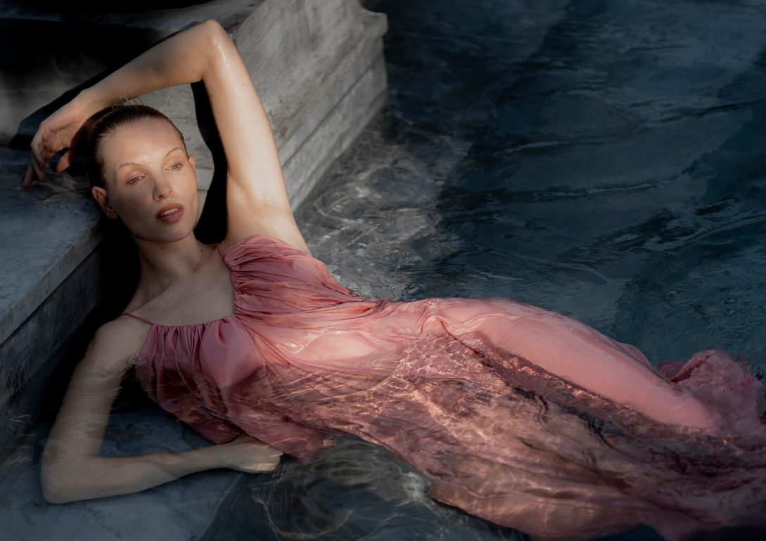Alison Noa book photo