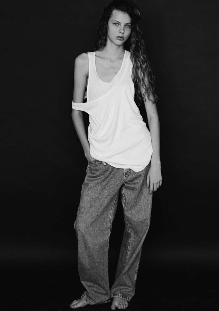 Tasya Sukhih book photo