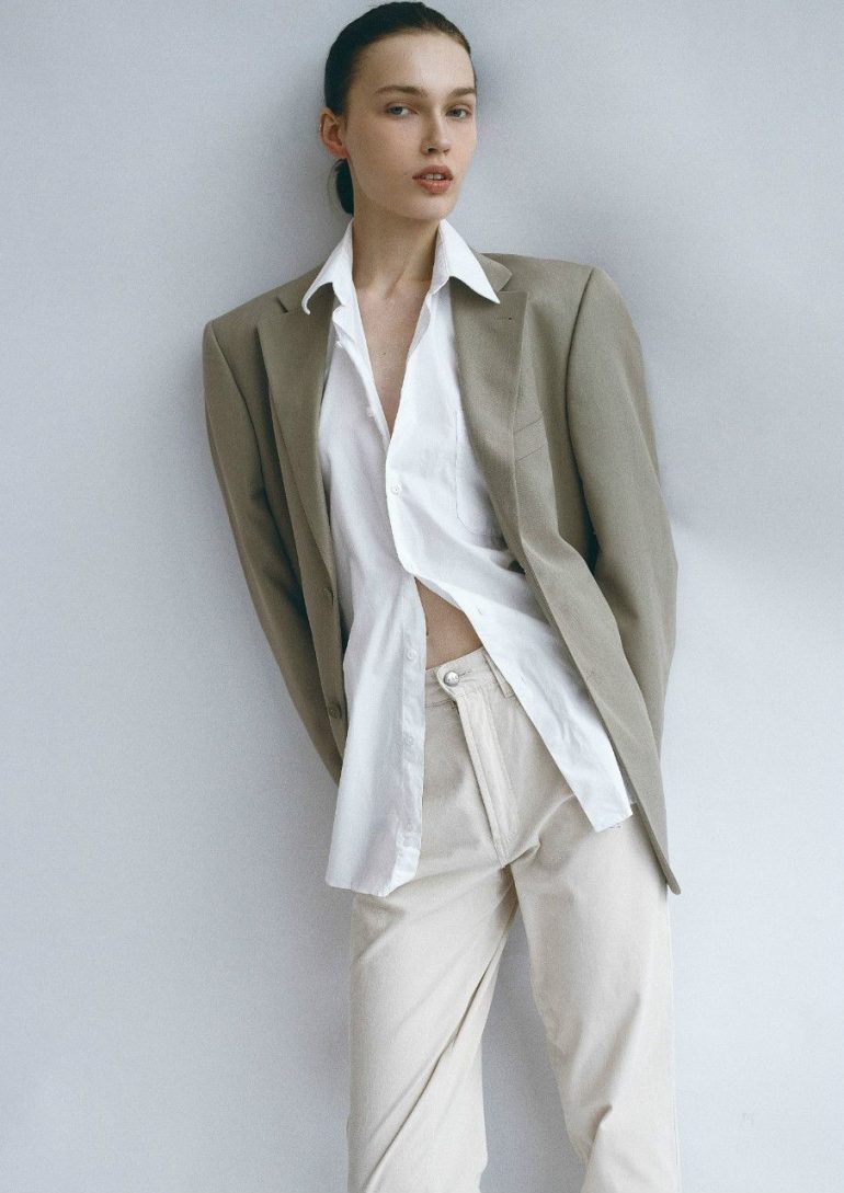 Zuzanna Staniaszek book photo