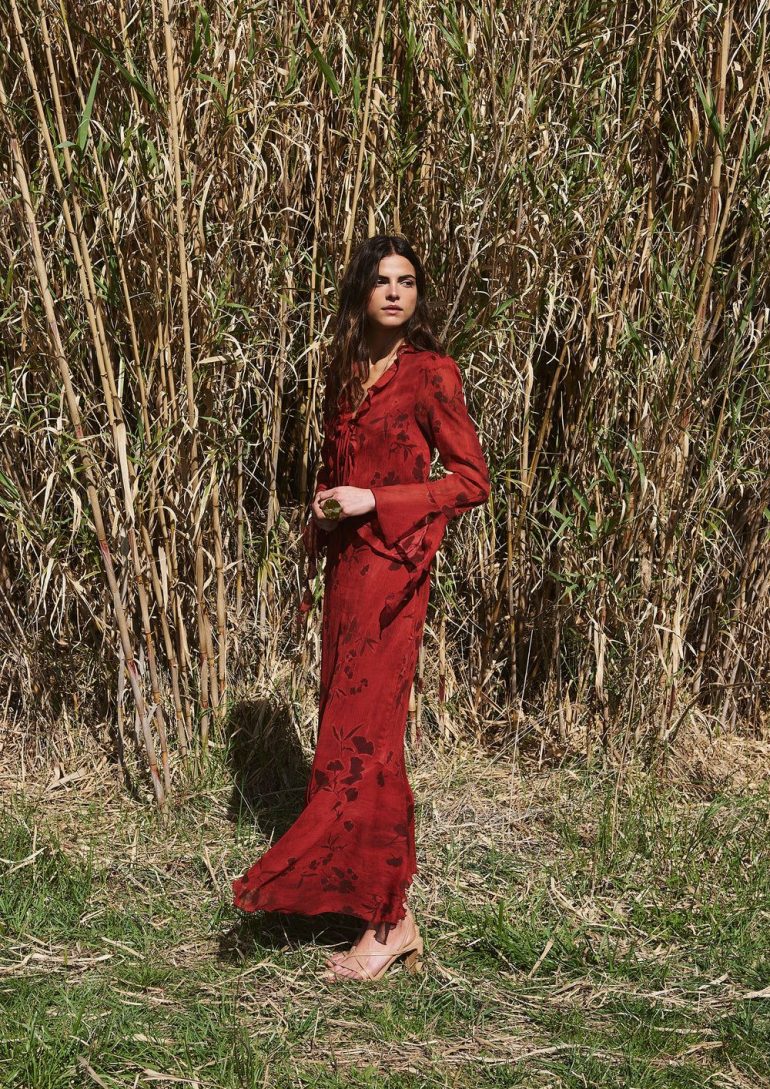 Victoria De Carlos book photo