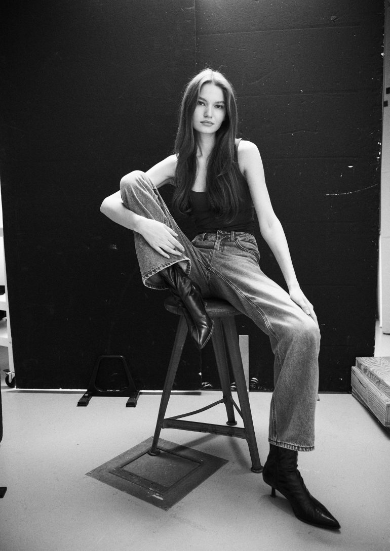 Tanya Hil book photo