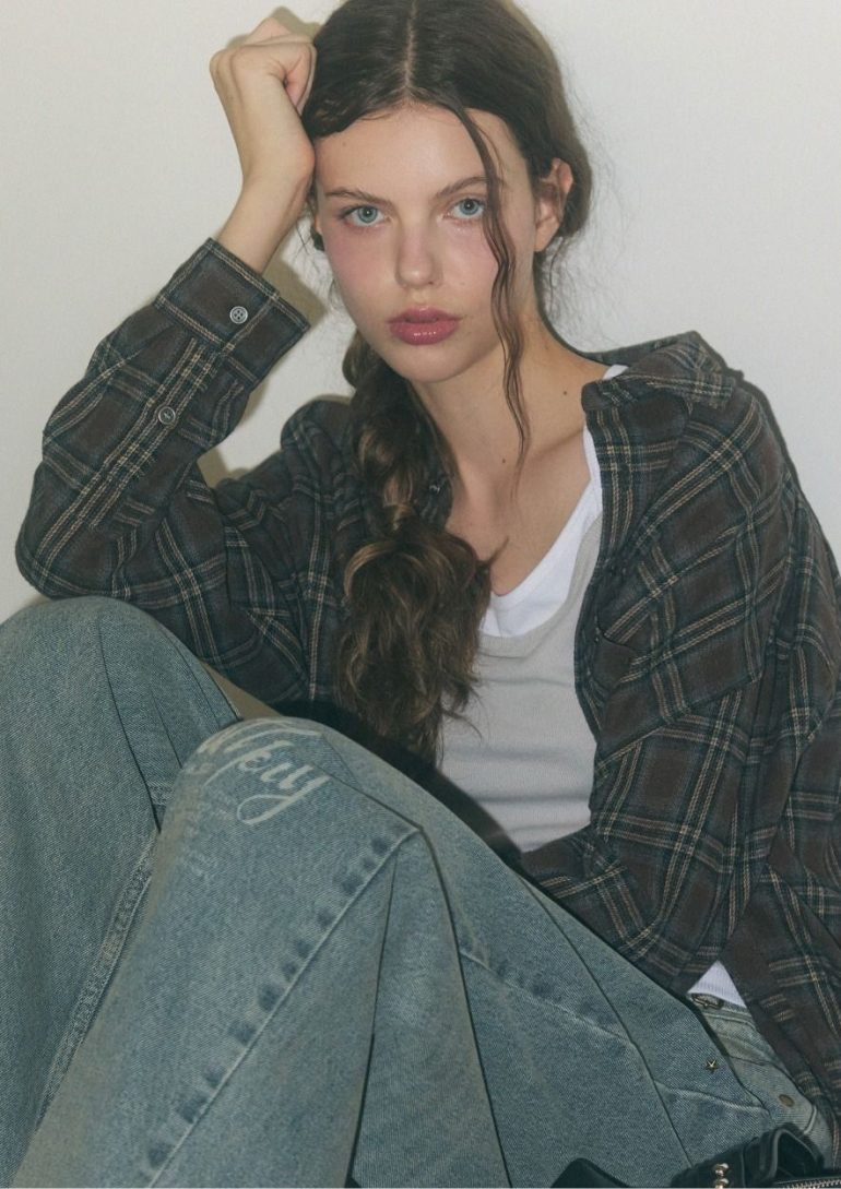 Tasya Sukhih book photo