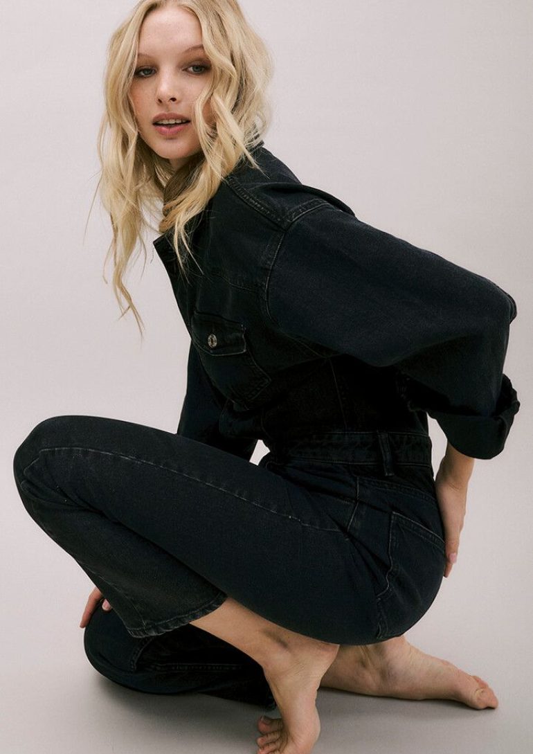 Alison Noa book photo