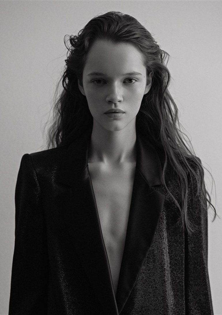 Sasha Iashkova book photo
